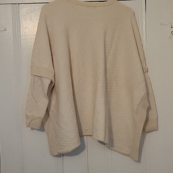 Club Monaco Sweater Cream ML - Picture 7 of 7